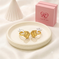 Guilloché Clover Ring