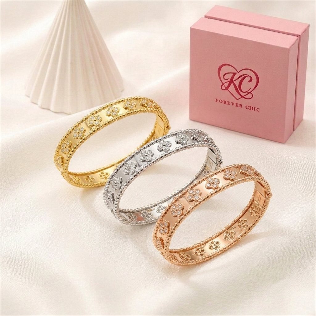 Clover Perlee Bangle