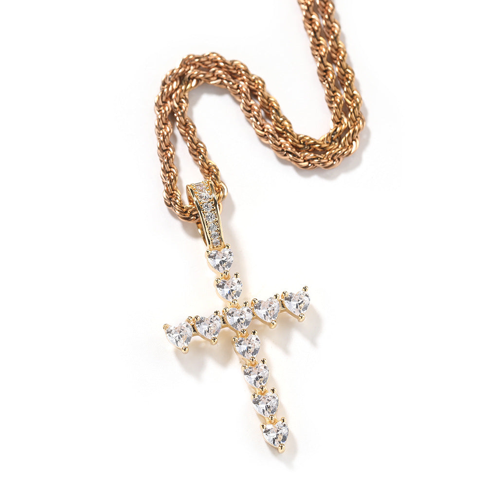 Collier Pendentif Croix Taille Cœur
