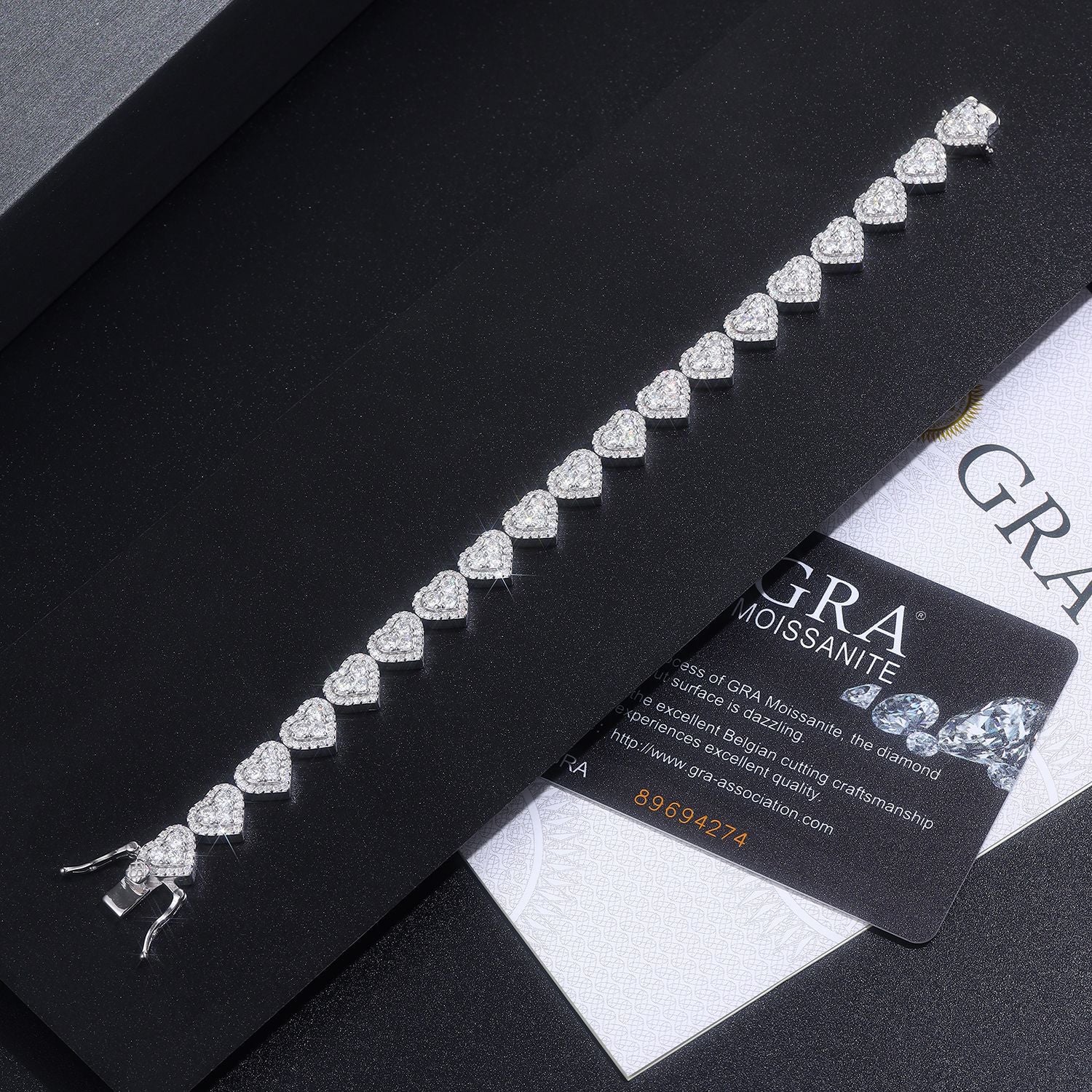 Jeweluxe Heart Bracelet