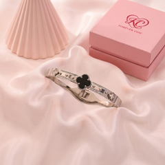 Clover Hinged Bangle