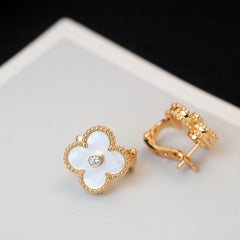 White Solitaire Zircon Four-Leaf Clover Earrings